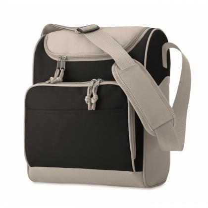 Cooler bag with front pocket