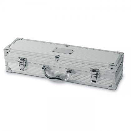 3 BBQ tools in aluminium case