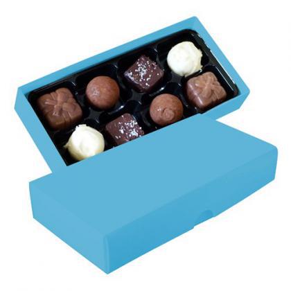 Chocolate box with 8 assorted chocolates and truffles (Aqua)