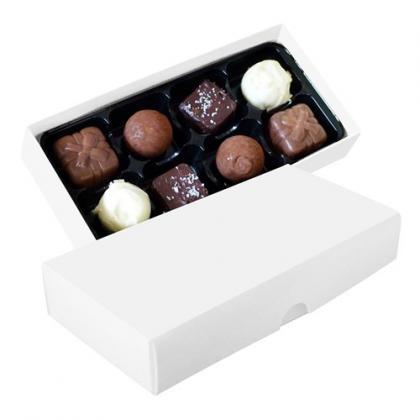 Chocolate box with 8 assorted chocolates and truffles (White)