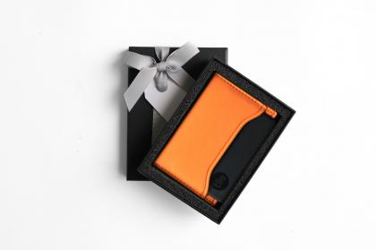 Tile Slim + Vegan Leather Card Holder