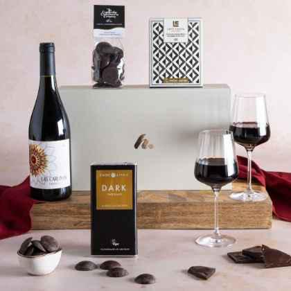 premium red wine & chocolate gift box